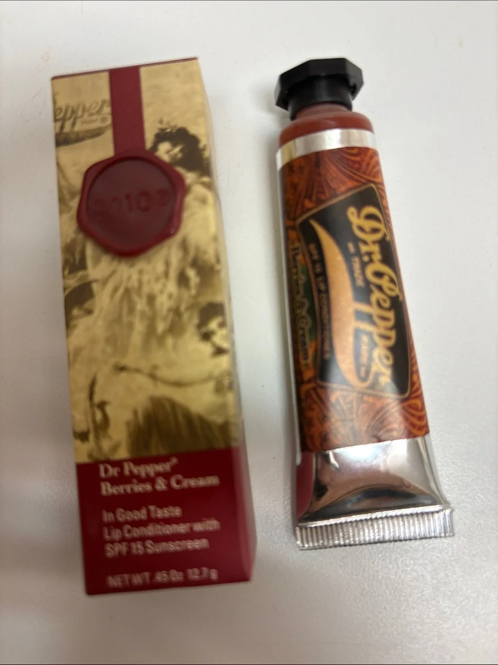 On10 DR PEPPER BERRIES, AND CREAM LIP CONDITIONER WITH SPF 15
